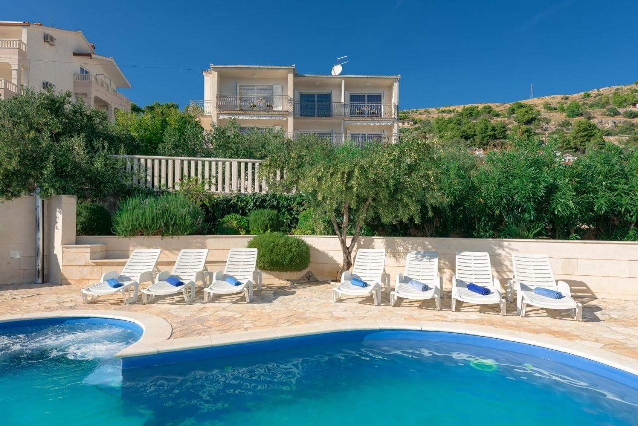 Residence Villa Irena Apartments トロギール エクステリア 写真