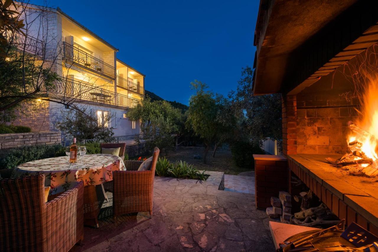 Residence Villa Irena Apartments トロギール エクステリア 写真