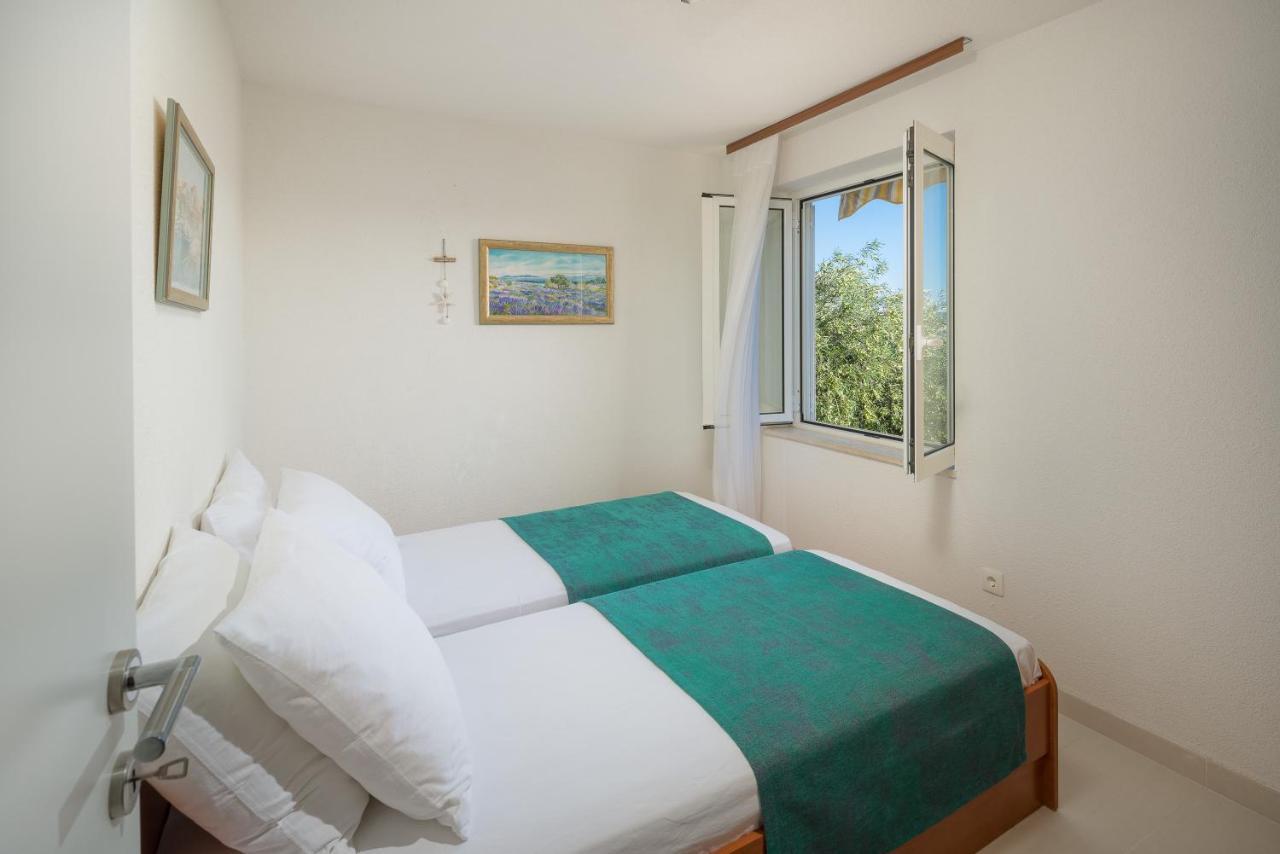 Residence Villa Irena Apartments トロギール エクステリア 写真